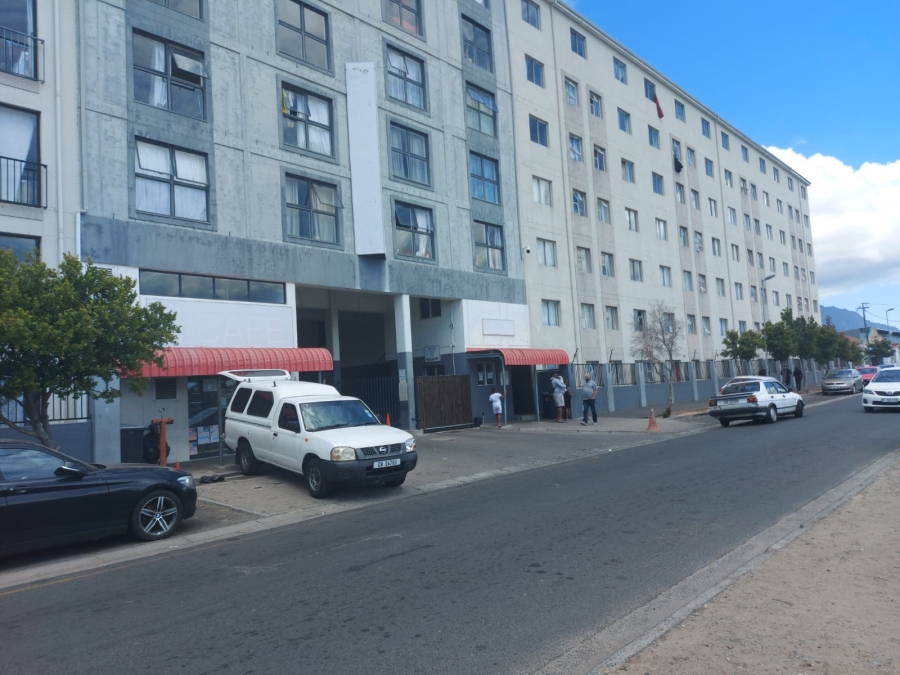 0 Bedroom Property for Sale in Maitland Western Cape